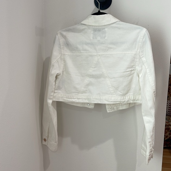 Walter Baker edgy crop jacket in our white denim - Picture 7 of 7